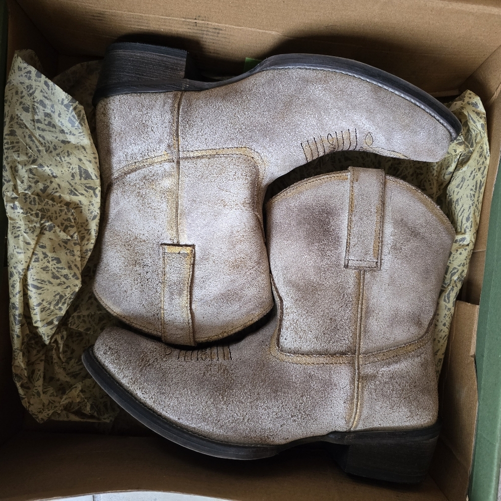 Cowboy Boots Size 7